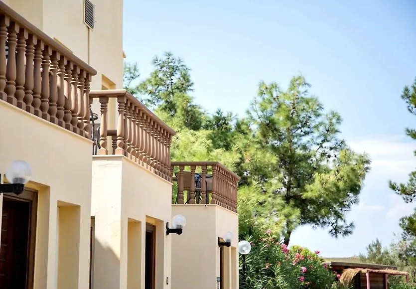 Ayvalik Beach Hotel 3*,