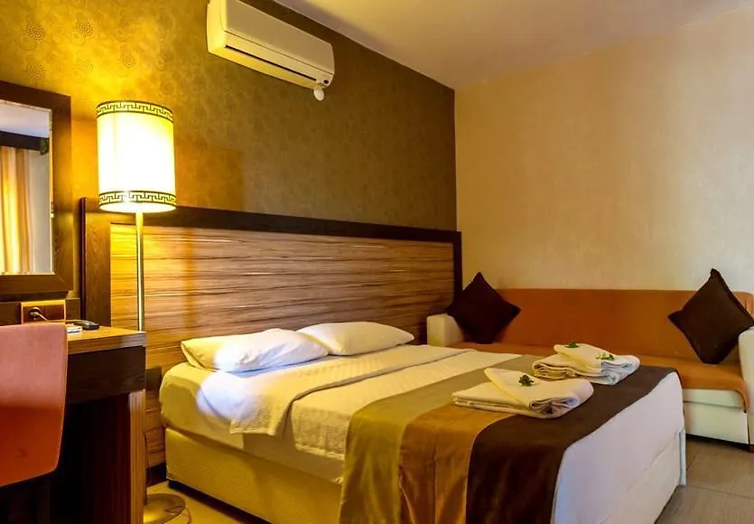 Ayvalik Beach Hotel